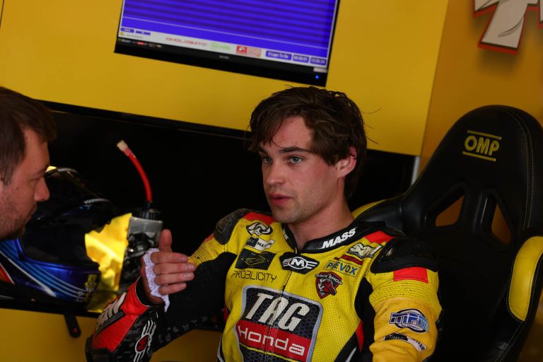 British Superbikes Championship

Round 03 Donington Park

17-18-19 May 2024